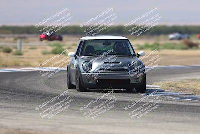 media/Sep-20-2025-Extreme Speed (Sat) [[1fcc23683c]]/Orange (Mid Intermediate)/Session 2 (Sunrise)/